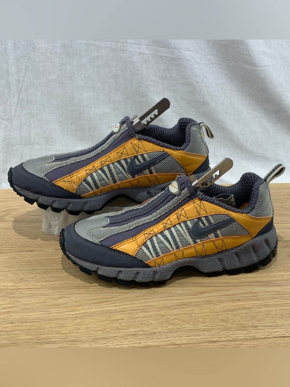Vintage Nike Air Terra Humara Women’s Size 9 Gray Orange Trail Running Shoes